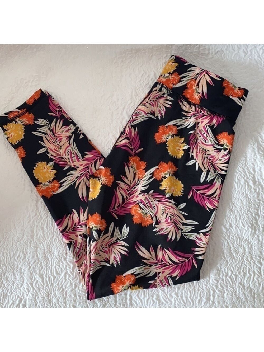 MinkPink Move Floral Leggings